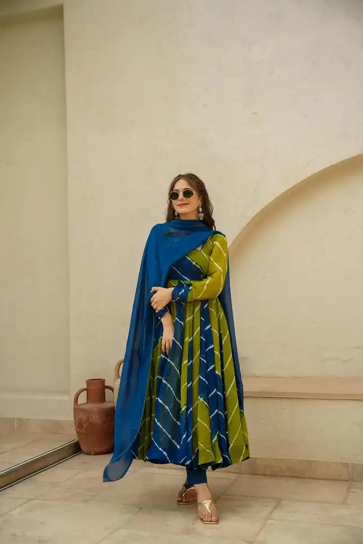 Leheriya printed Anarkali suit set
